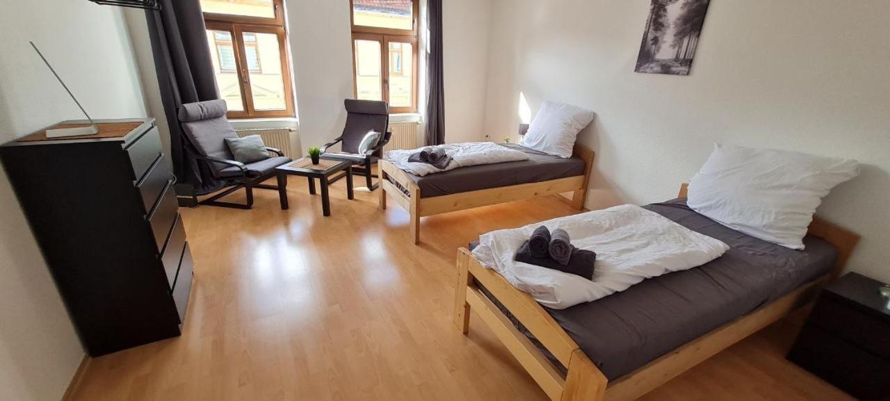 Cozy 2 Room Apartment In Magdeburg Ngoại thất bức ảnh