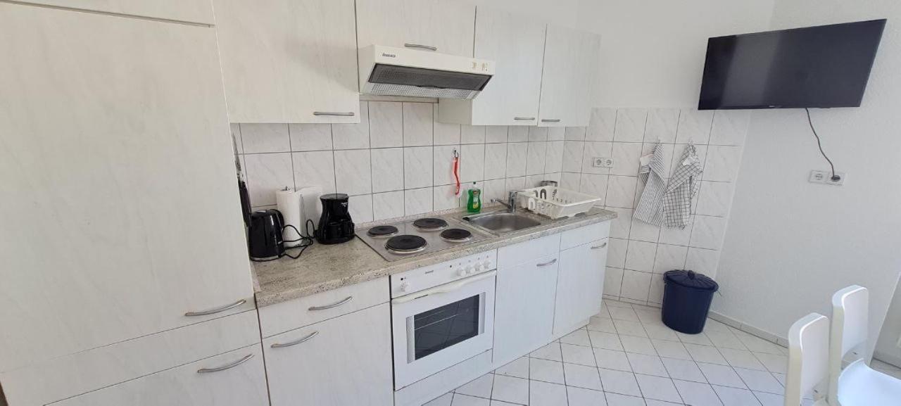 Cozy 2 Room Apartment In Magdeburg Ngoại thất bức ảnh